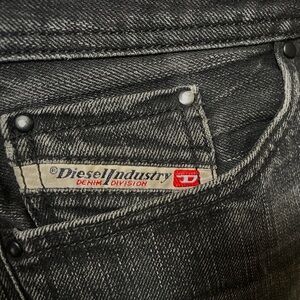 Made In Italy - Vintage 32 Diesel Viker cutoff shorts (trim to length!)